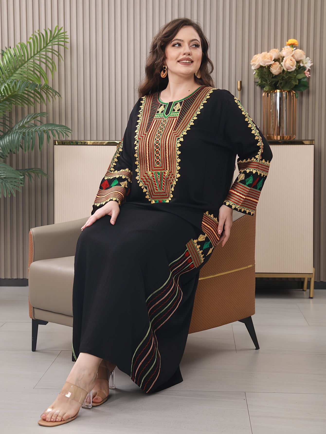 Plus Size Middle Eastern Rayon Kaftan with Embroidery for Summer Mature Women