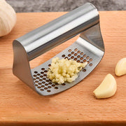 Compact Stainless Steel Garlic and Ginger Mincer Crusher for Kitchen