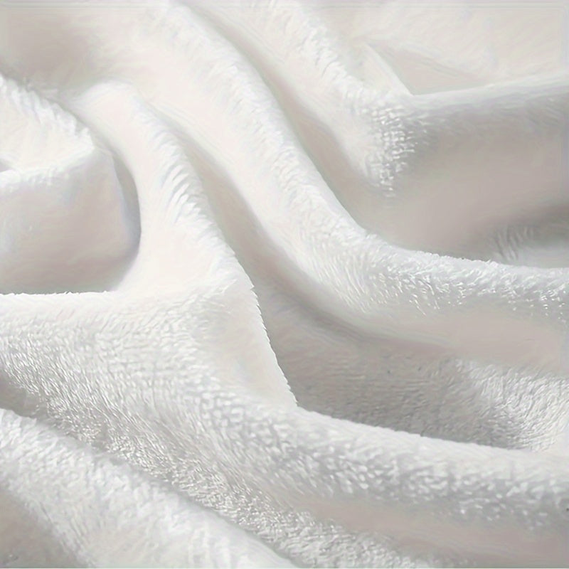 Flannel Blanket and Throw Set Cozy Home Decor for Couch Warmth Soft Plush Material Christmas Lights Design