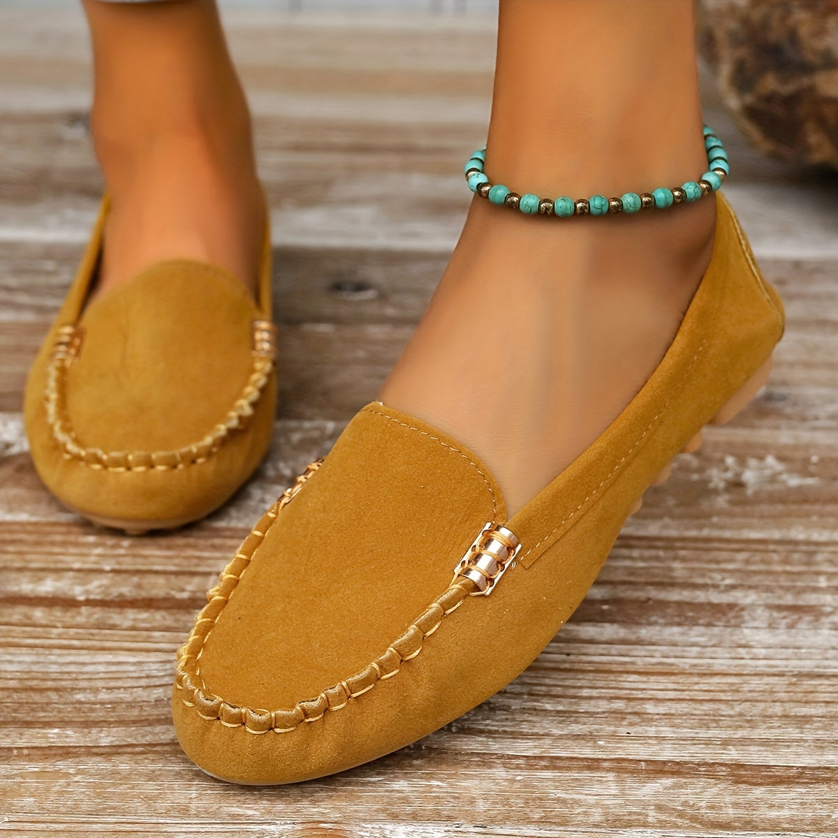 Women's Flat Loafers Slip-On Casual Shoes with Round Toe and Fabric Upper