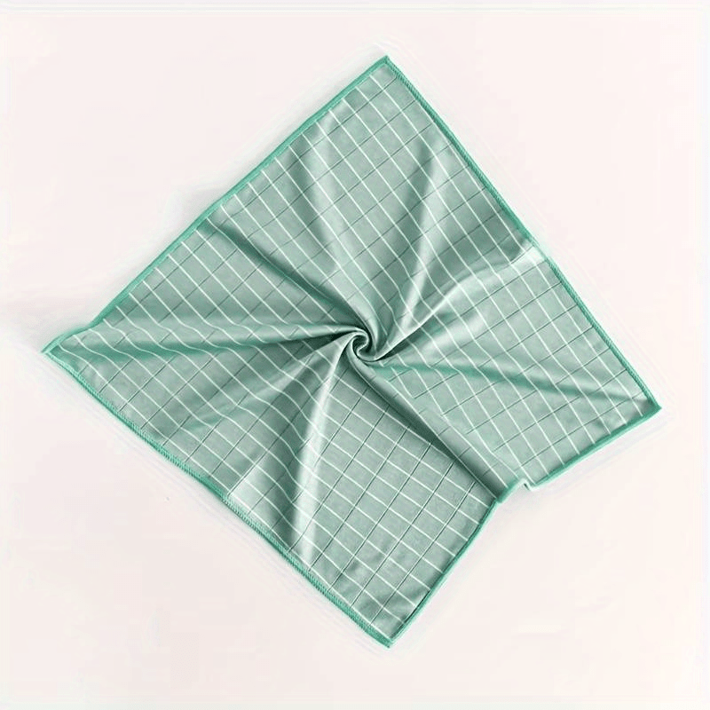 Sehrli Shisha Tozalash Matolari - 1 Dona, Avtomobil, Uy va Oshxona uchun Ko'p Maqsadli Tozalash Matosi. Samarali Tozalash uchun Mustahkam Mikrofiber Material. Avtomobillarni Yuvish, Uy Tozalash va Idishlarni Yuvish uchun Mukammal. Zaruriy.