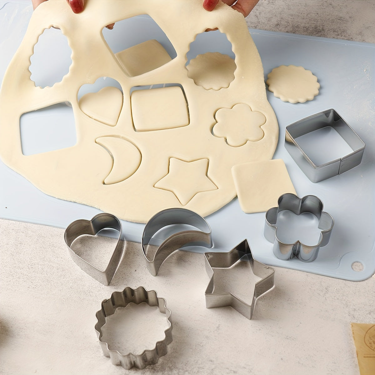 Set of 6 Stainless Steel Geometric Cookie Cutters for Baking Biscuits and Pastries