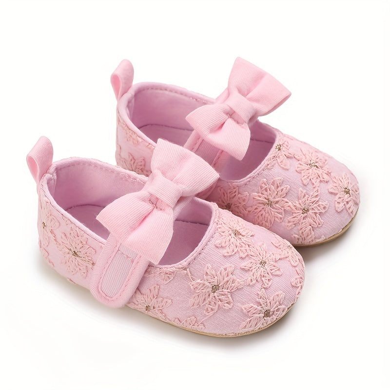 Kichkina qizlar uchun Mary Jane poyabzali, tikilgan gul va bog'ich bilan, sirpanmaydigan, yumshoq taglik, birinchi qadamlar uchun, bahor va kuz