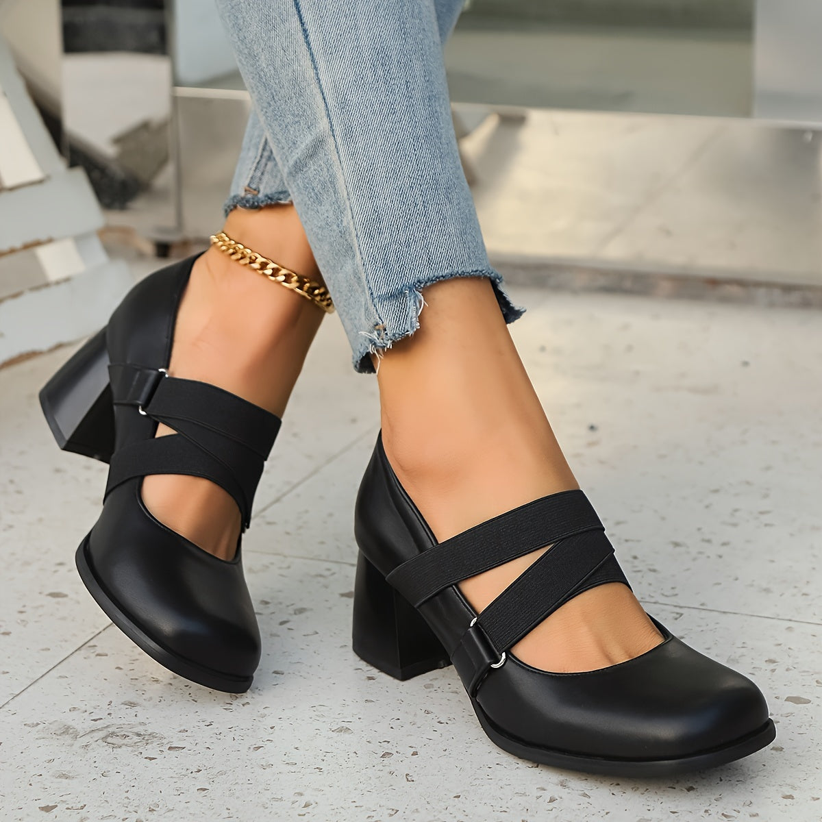 Ayollar uchun kvadrat barmoqli blok poyafzal, kundalik ish poyafzali, sirpanmaydigan brogue dizayni