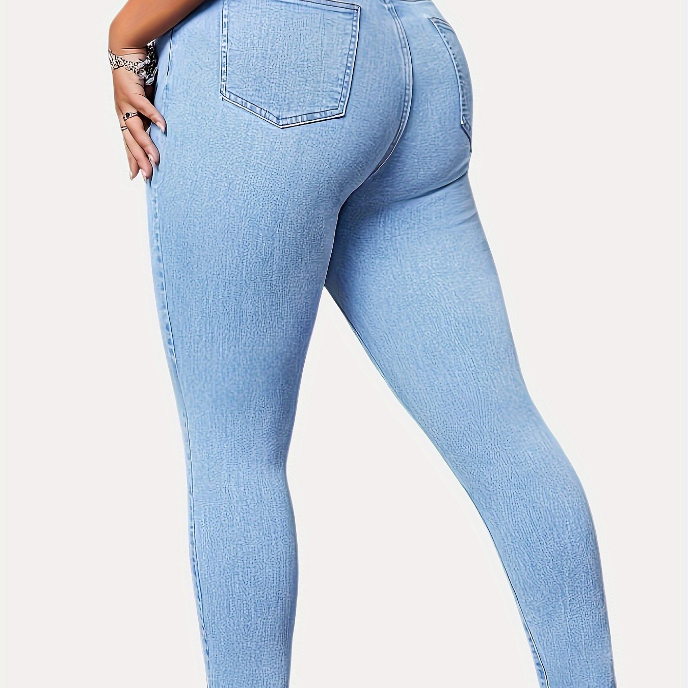 Women's Plus Size Light Blue High-Waist Stretch Straight-Leg Jeans