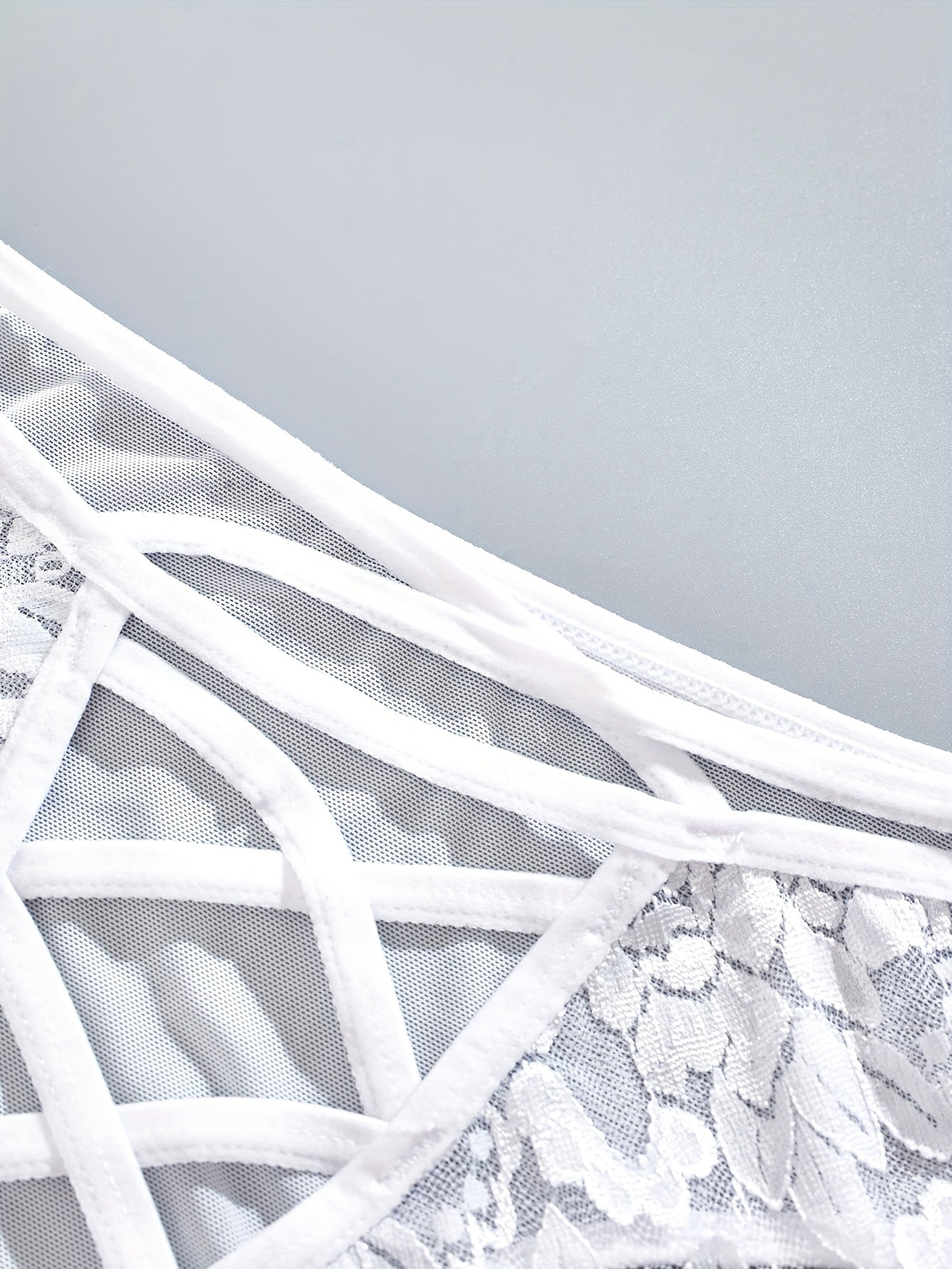 Трусики с высокой талией и кружевной отделкой для полных женщин, полупрозрачный нейлон с эластаном