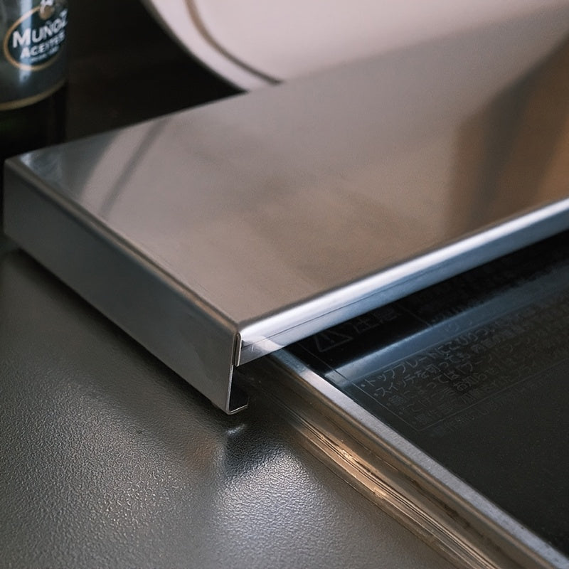 Stainless Steel Stove Exhaust Vent Cover with Oil-Proof Baffle and Spice Rack