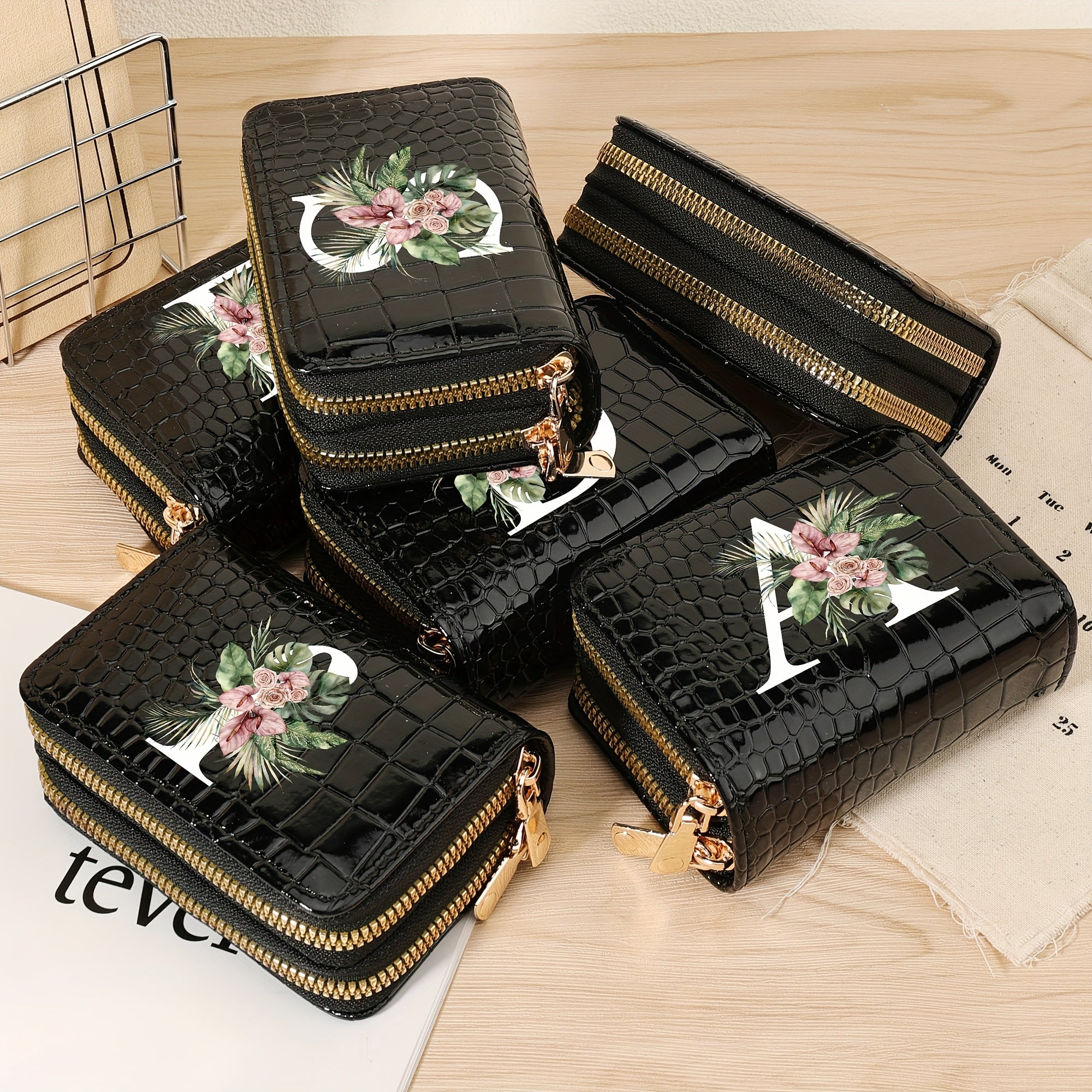 Cartera para tarjetas de crédito para mujer con estampado floral de letras, negro y blanco, gran capacidad, con cremallera y textura de cocodrilo en PU