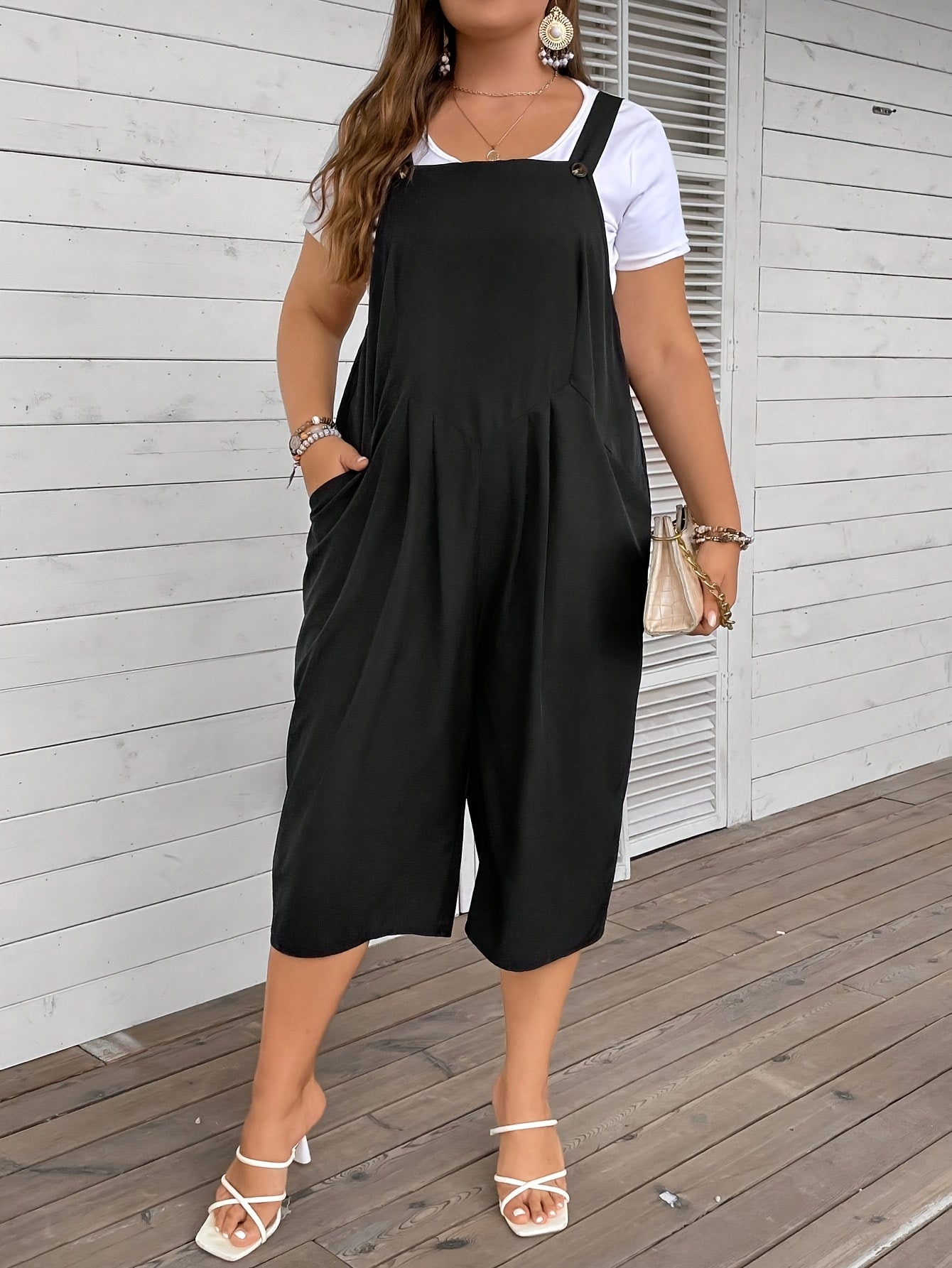 Women's Plus Size Green Sleeveless Overalls with Pockets