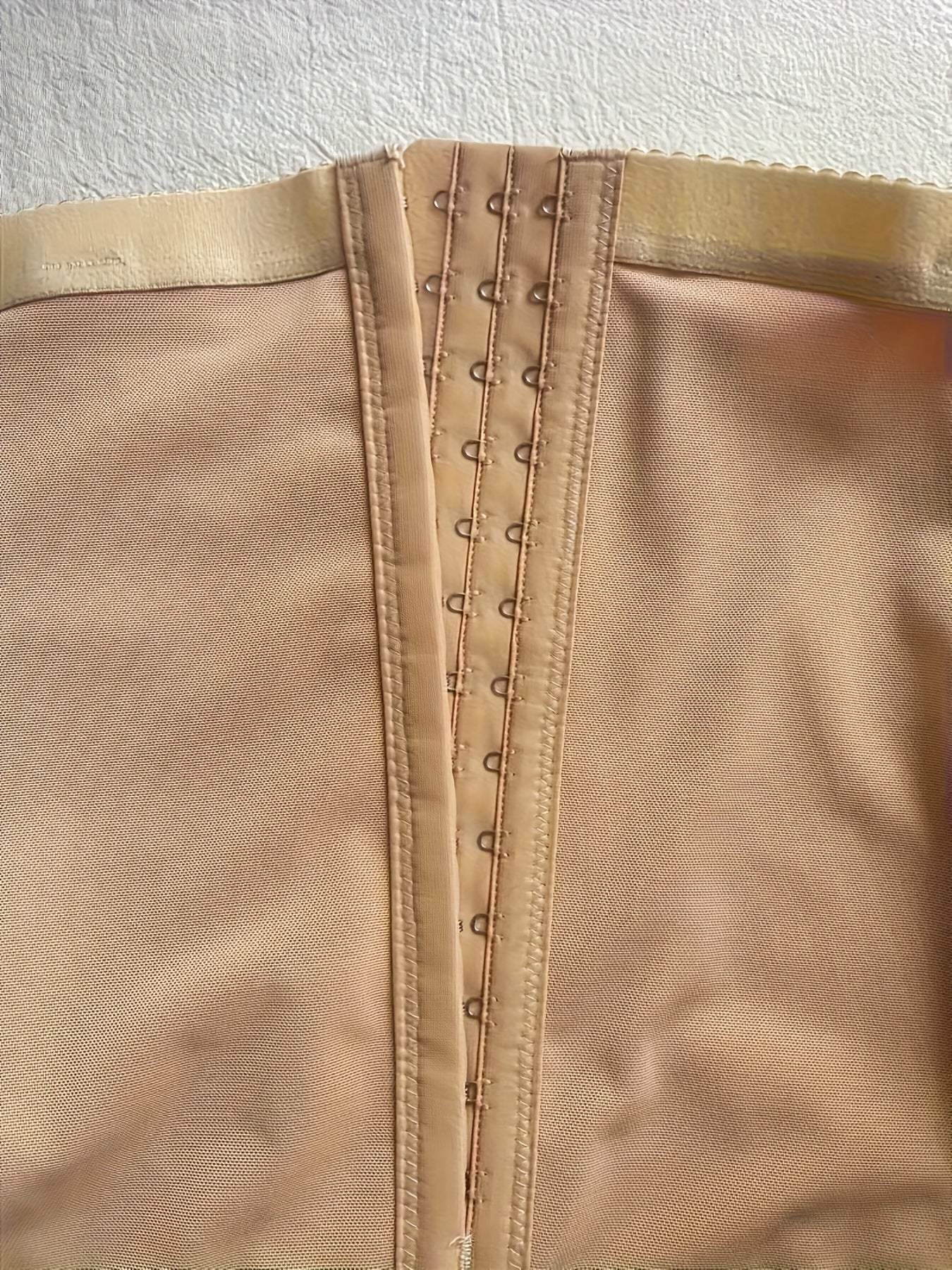 High-Waist Shapewear Bodysuit with Zipper and Hook Closure for Tummy Control and Waist Slimming