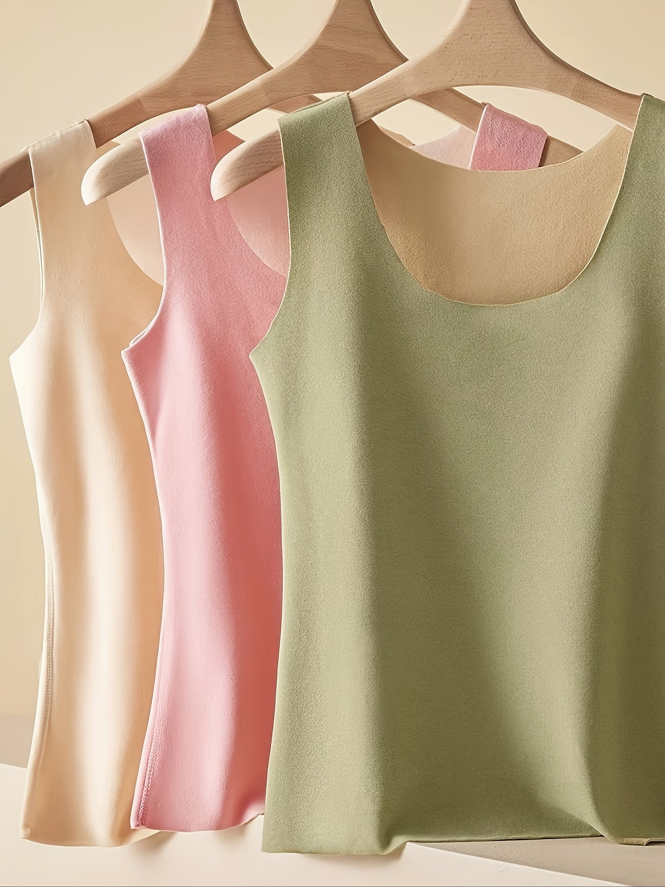 Plus Size Thermal Fleece Tank Tops for Women 5-Pack Sleeveless Base Layers