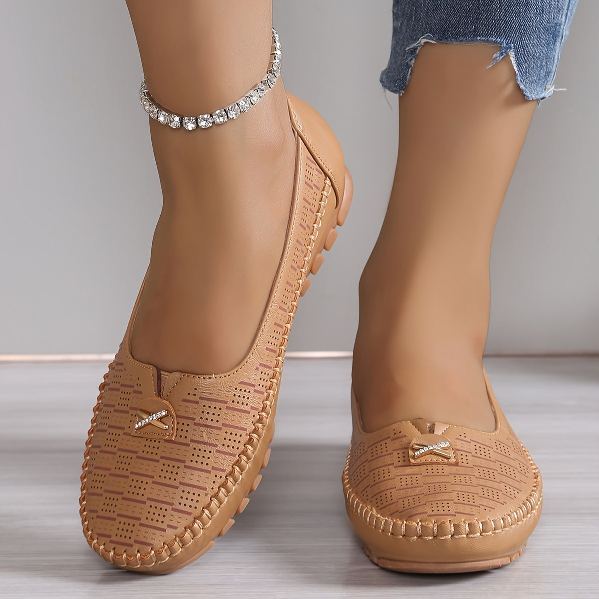 Women’s Slip-On Loafers Soft PU Flat Shoes Anti-Slip TPR Sole Comfortable