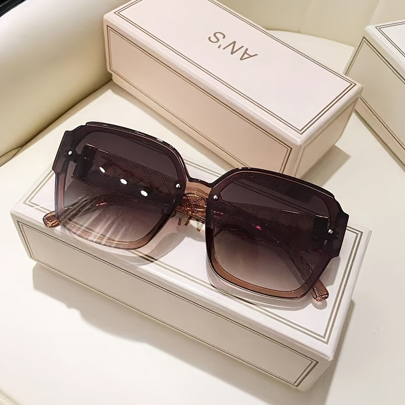 Women's Outdoor Travel Fashion Casual Street Style Lightweight Comfortable