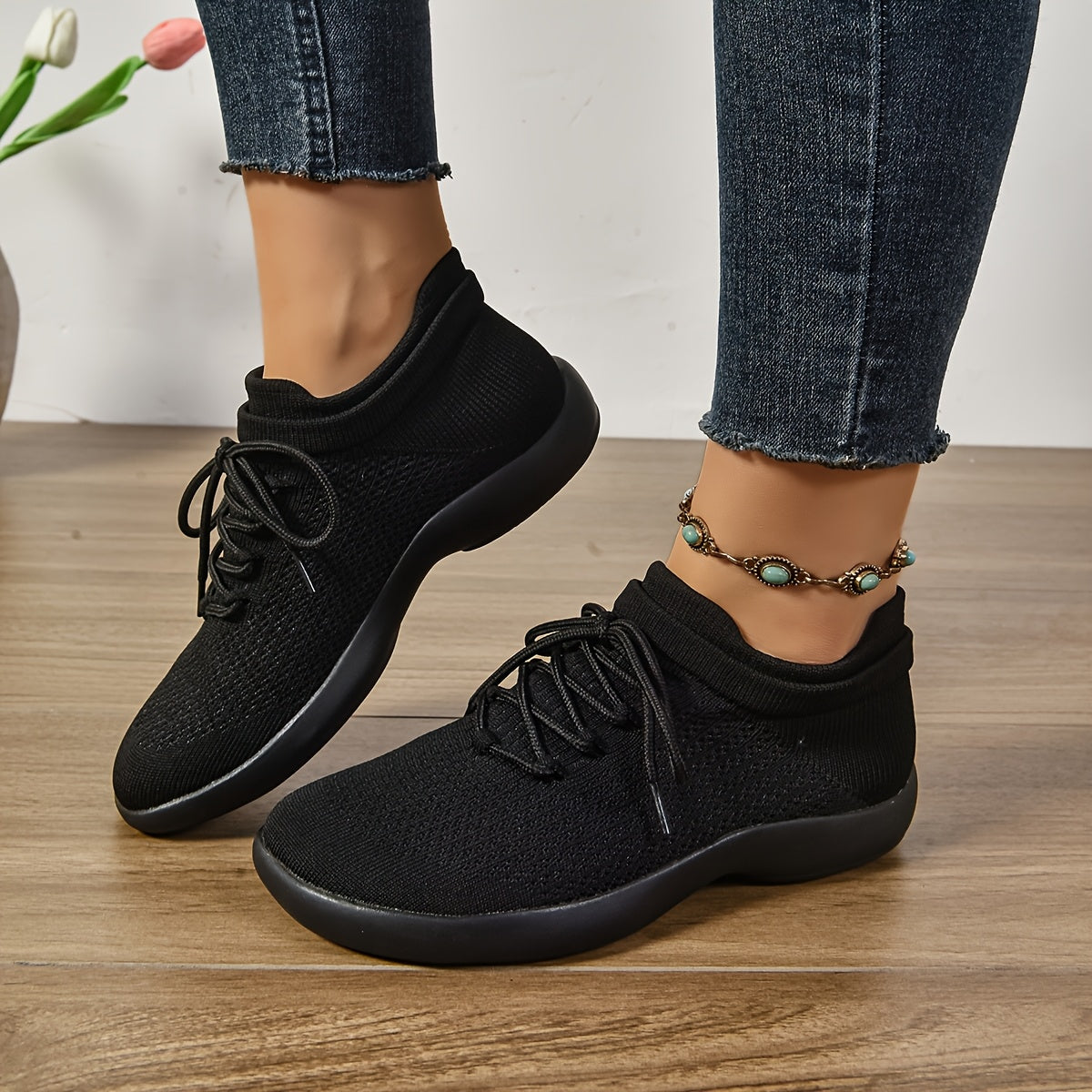 Women's Casual Low Top Lace Up Walking Shoes Breathable Non Slip Fabric