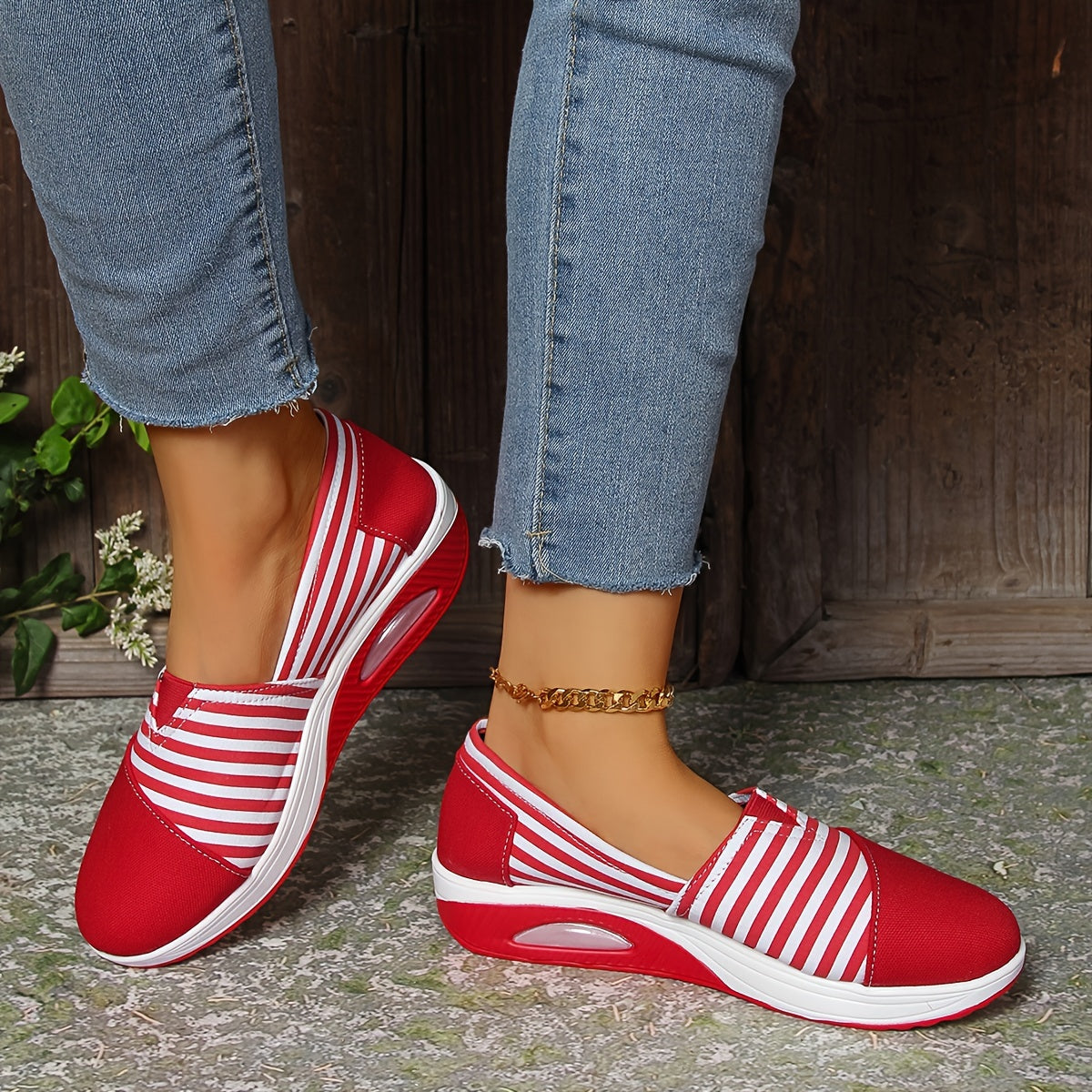 Women's Lightweight Slip-On Sneakers Breathable Canvas All-Season Casual Shoes