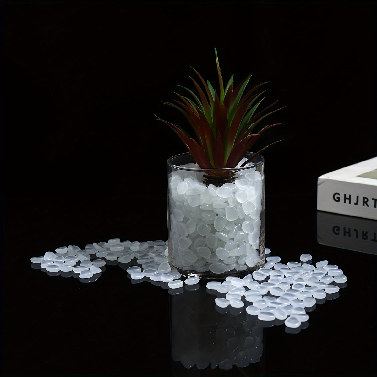 Luminous Garden Pebbles Resin Glowing Stones for Landscape and Flower Pots 0.79x0.99cm Pack of 10 or 102