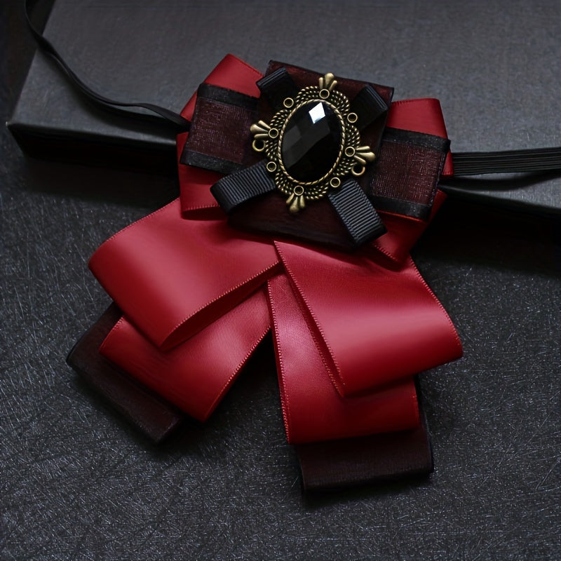 Erkaklar uchun ikki qatlamli rasmiy kostyum, gulli yaka va kamon bilan, to'y va banket uchun