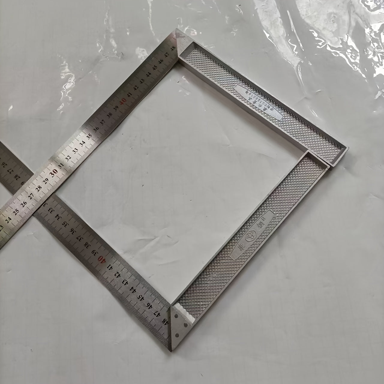 250cm Alyuminiy burchak chiziq suv o'tkazmaydigan po'lat kvadrat yog'och ishlash va sanoat uchun