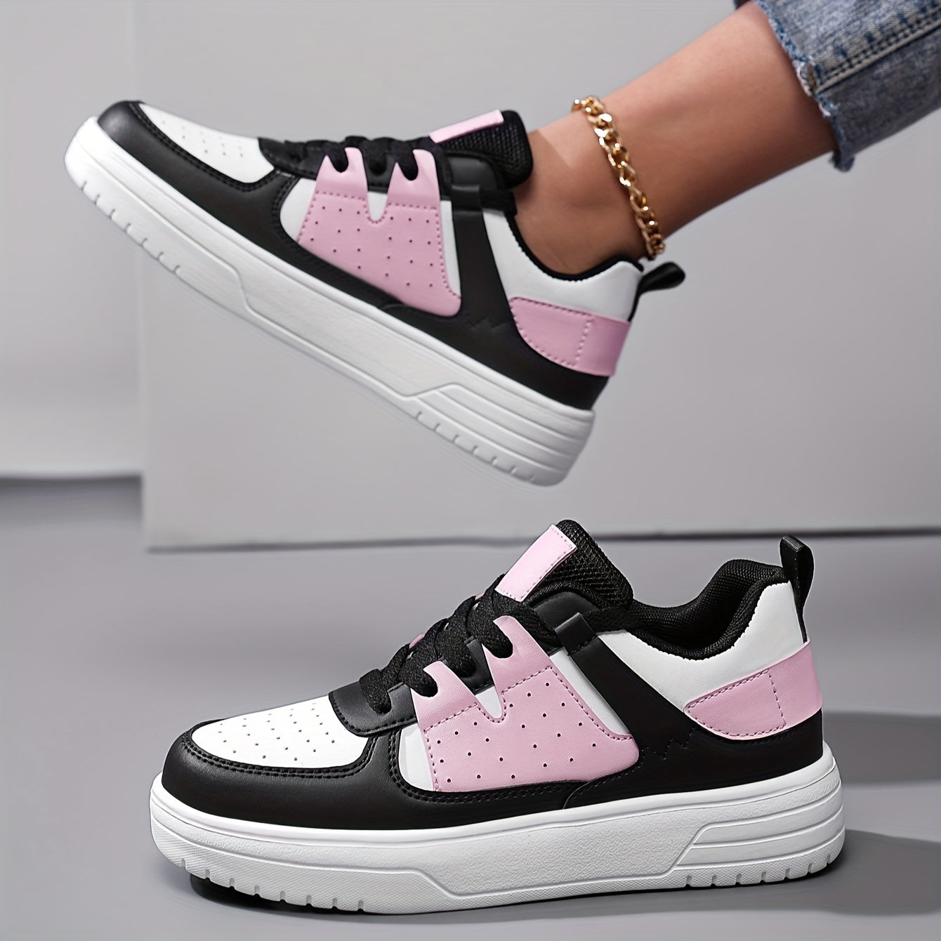 Women's Rose Pink Black Sneakers Breathable Comfortable Lace-Up Casual Shoes