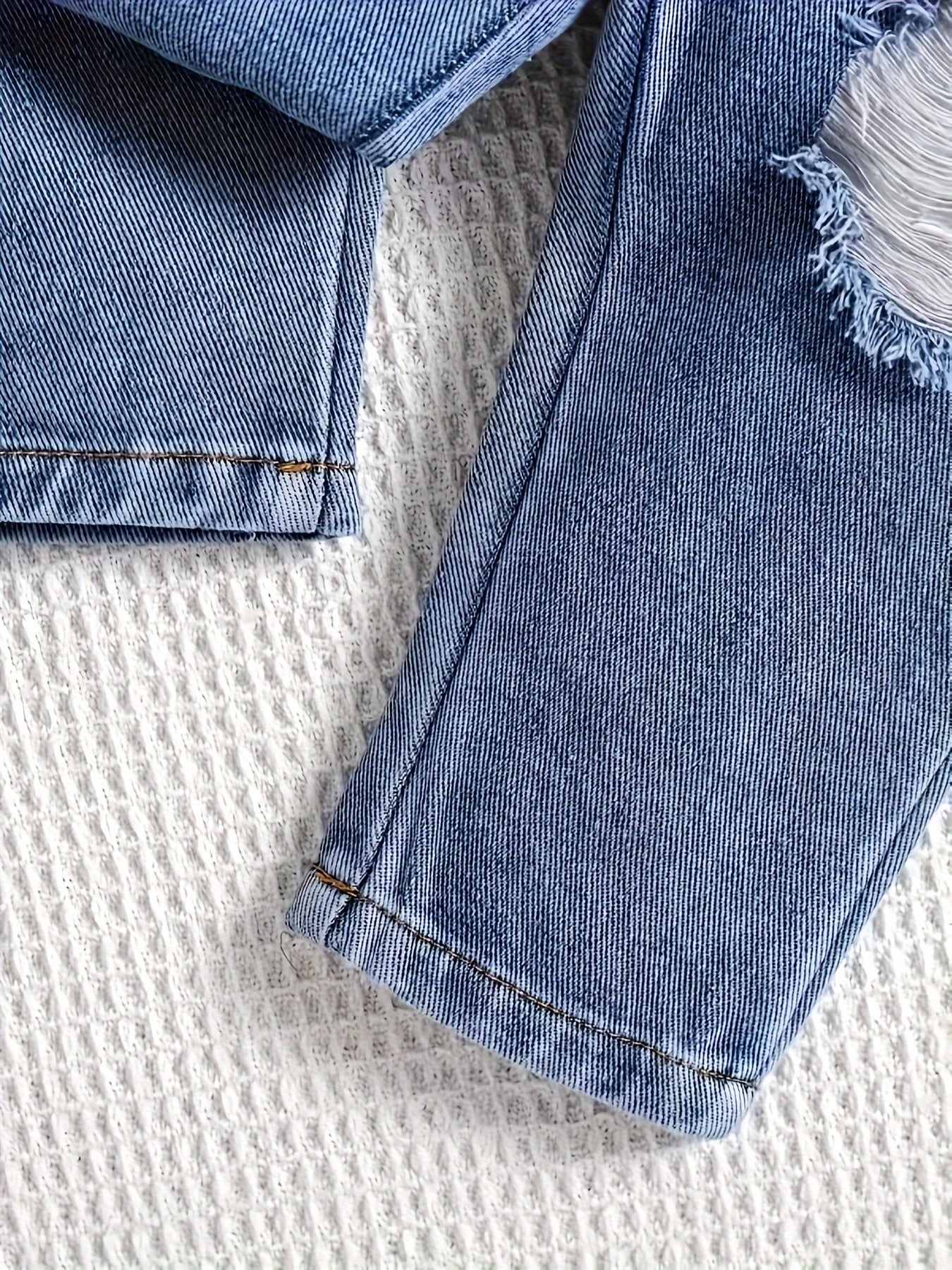 Boys' Fall Winter Casual Sweatshirt and Jeans Set with Letter Print and Stretch Fabric