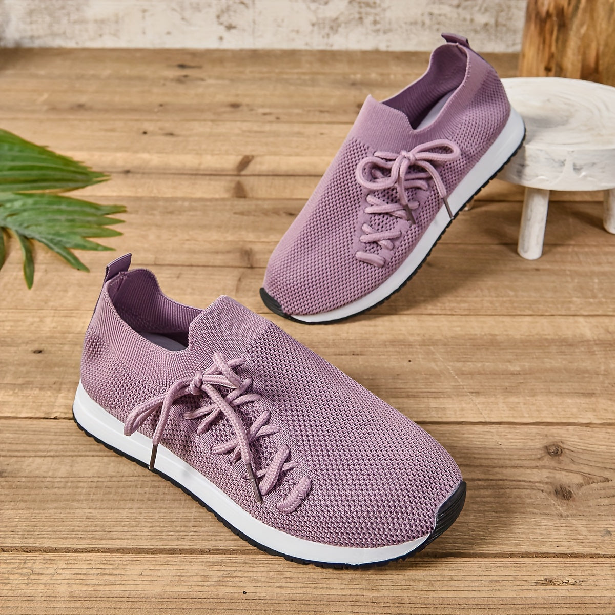 Women's Breathable Casual Sports Shoes with Side Lace Structure