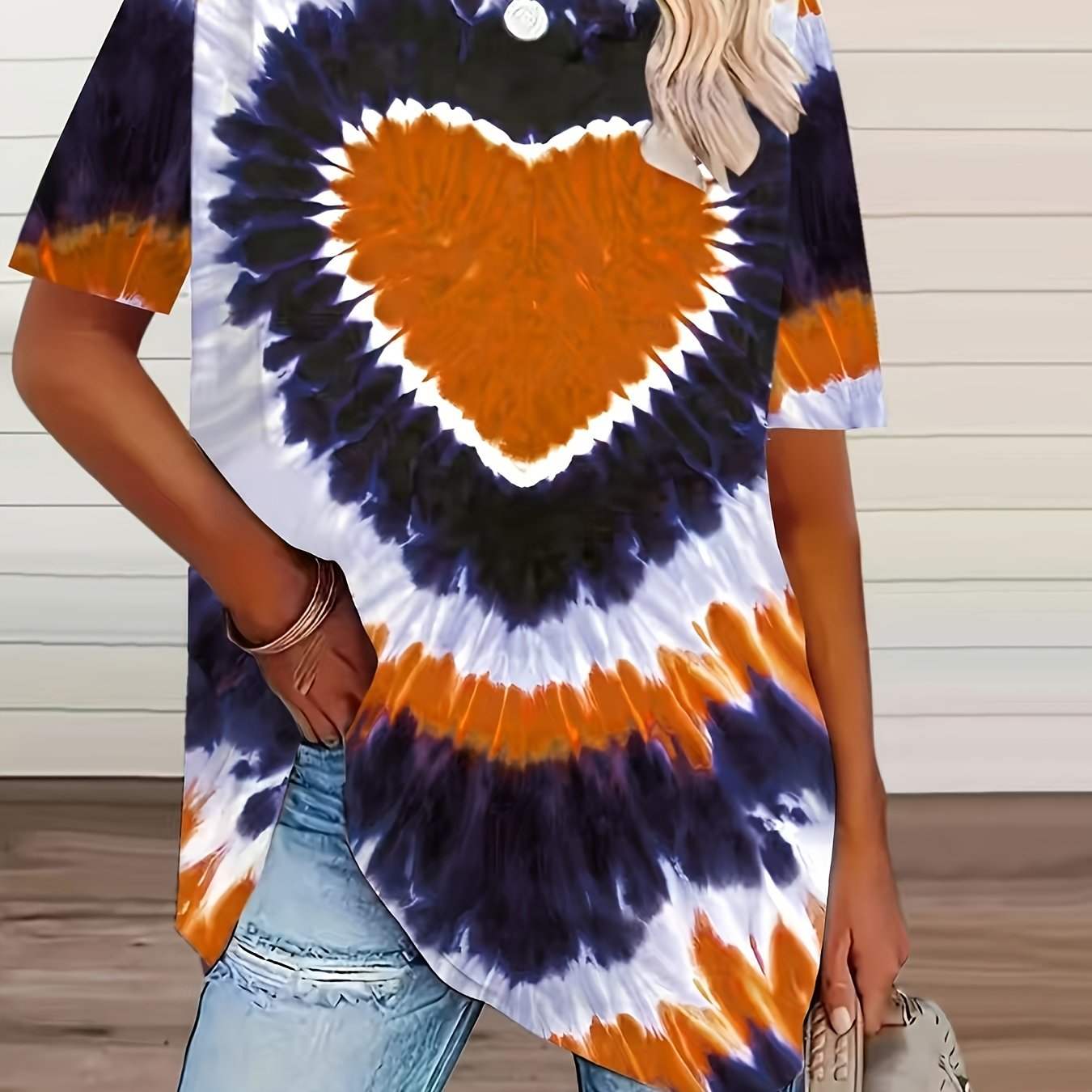 Plus Size Women's Tie-Dye Heart Print T-Shirt Casual Short Sleeve Top in Blue, Orange, Black