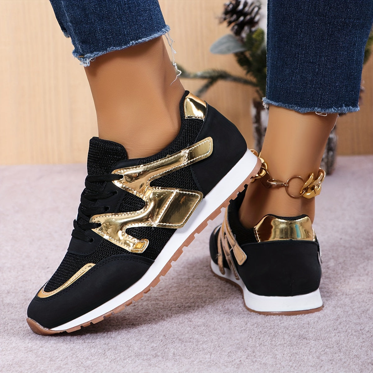 Women's Low-Top Sneakers White Fabric Pink Accents Rubber Sole Casual