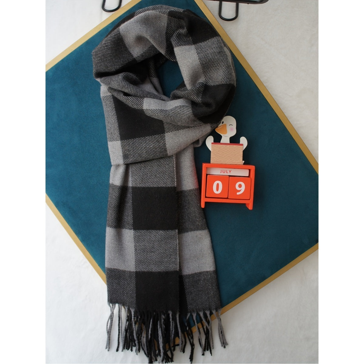 Britaniya uslubidan ilhomlangan iliq va qulay plitka sharf - Imitatsiya kashemirdan tayyorlangan, kuz/qish uchun mukammal, juftlik uchun sovg'a uchun ideal, yorqin ranglar, koreys dizayni