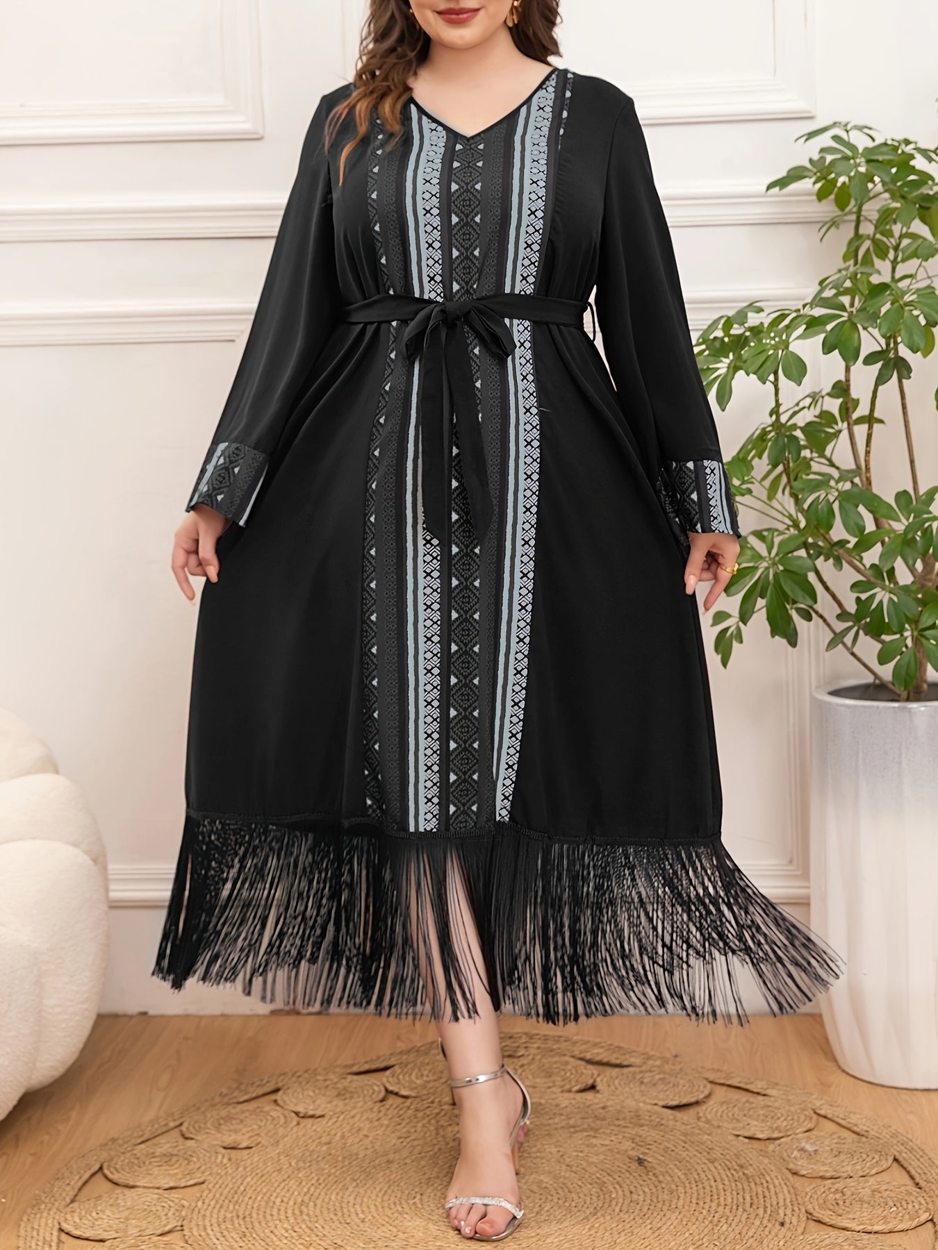 Women's Plus Size Tassel V-Neck Dress for Middle Eastern Style