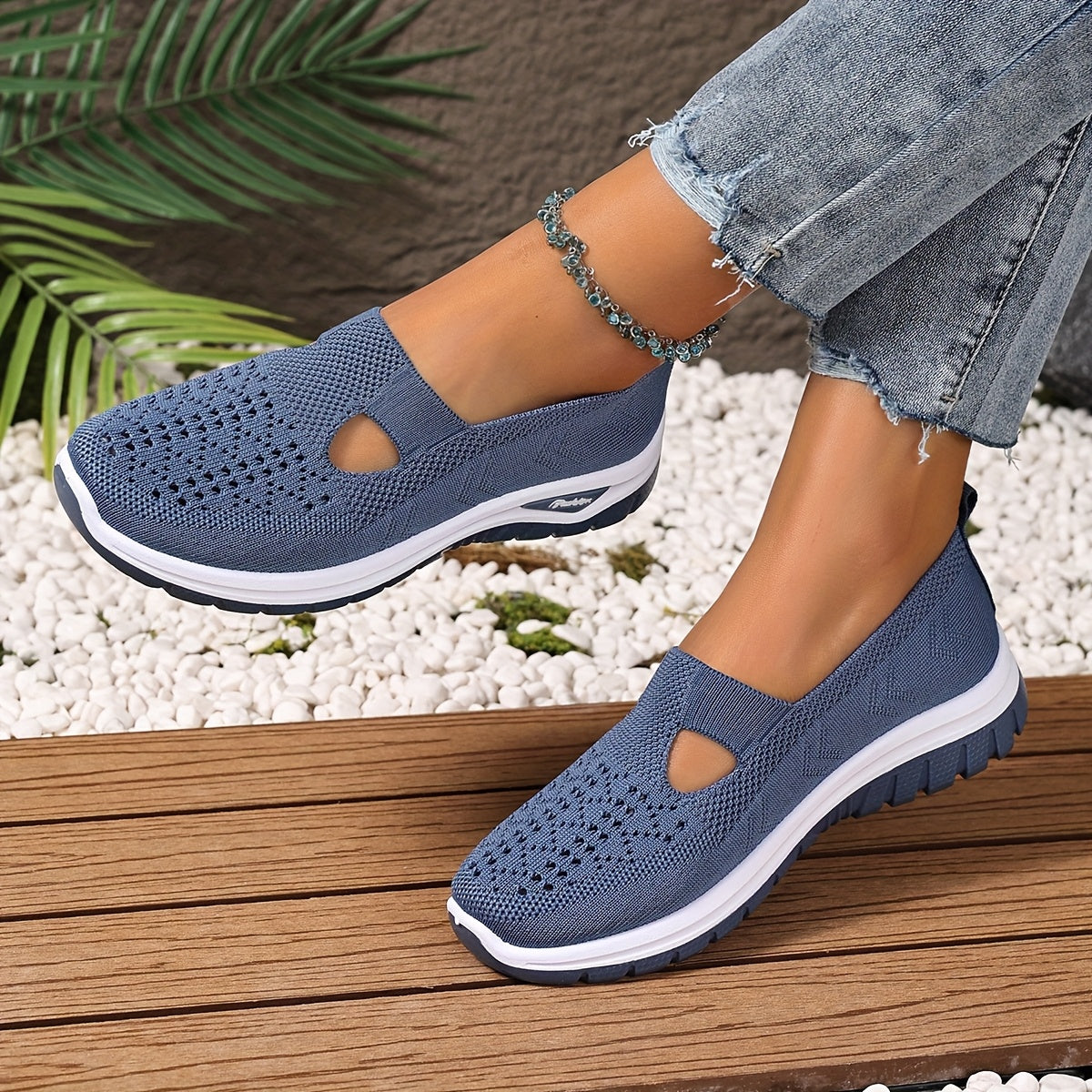Women’s Casual Slip-On Sneakers Breathable Fabric Summer Beach Shoes