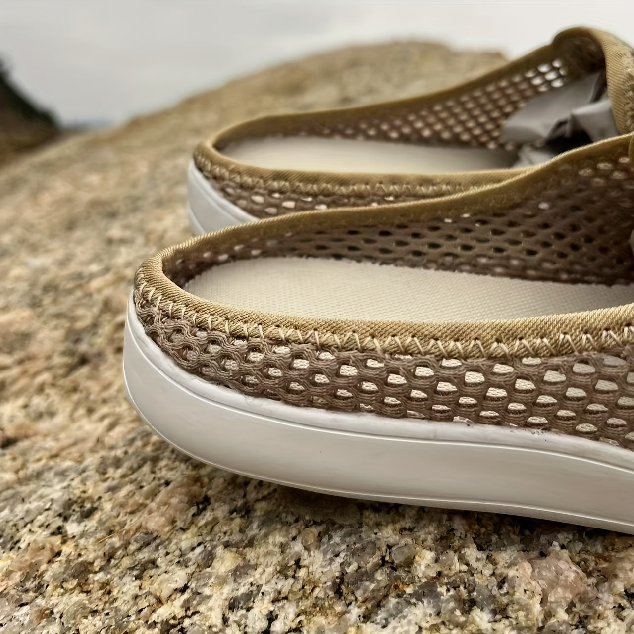 Women's Summer Flat Shoes Slip-On Comfortable Sandals for Beach and Vacation