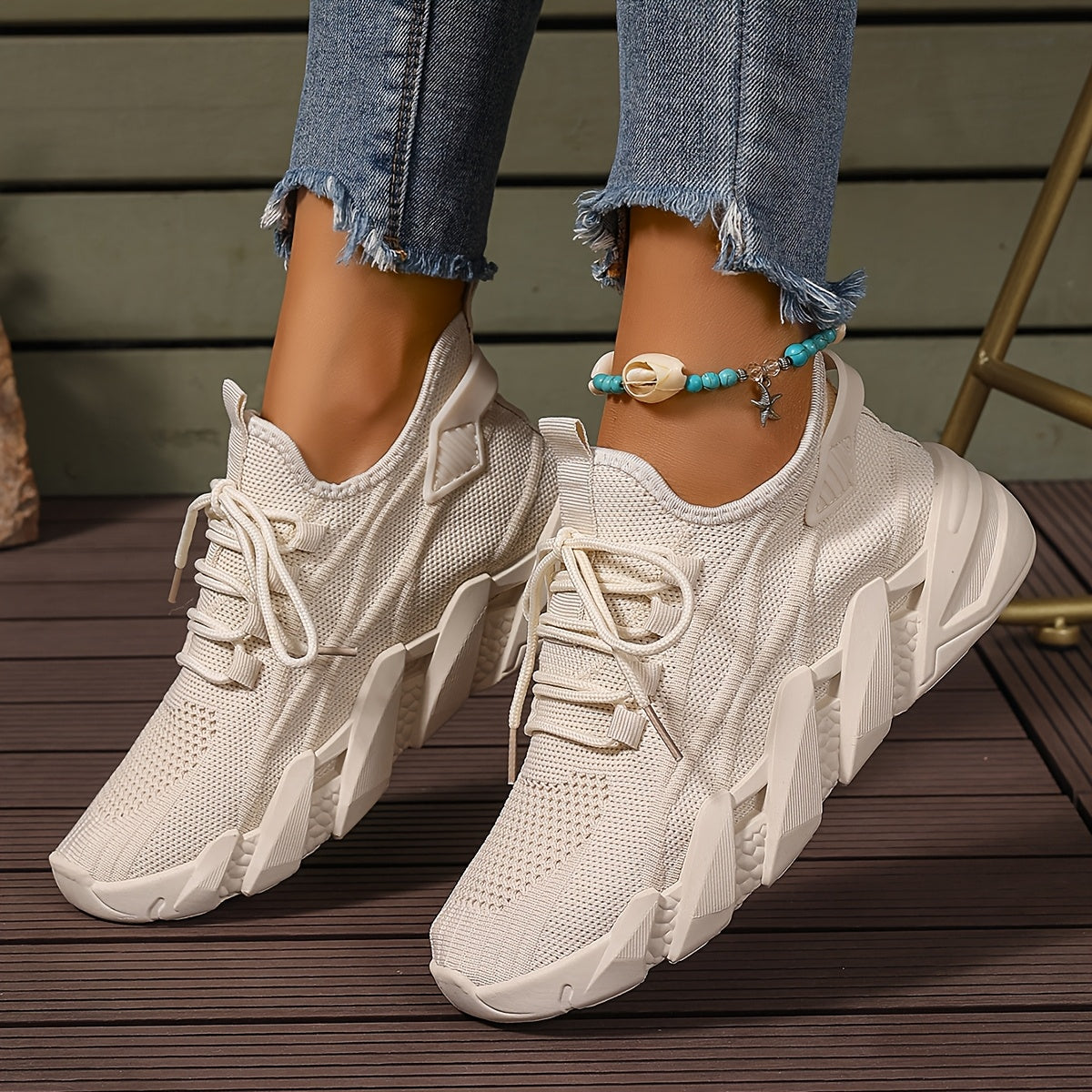 Ayollar uchun nafas oladigan, engil, pushti rangli trikotaj sport poyafzallari, pastki qismi, kundalik yurish va yugurish uchun mos