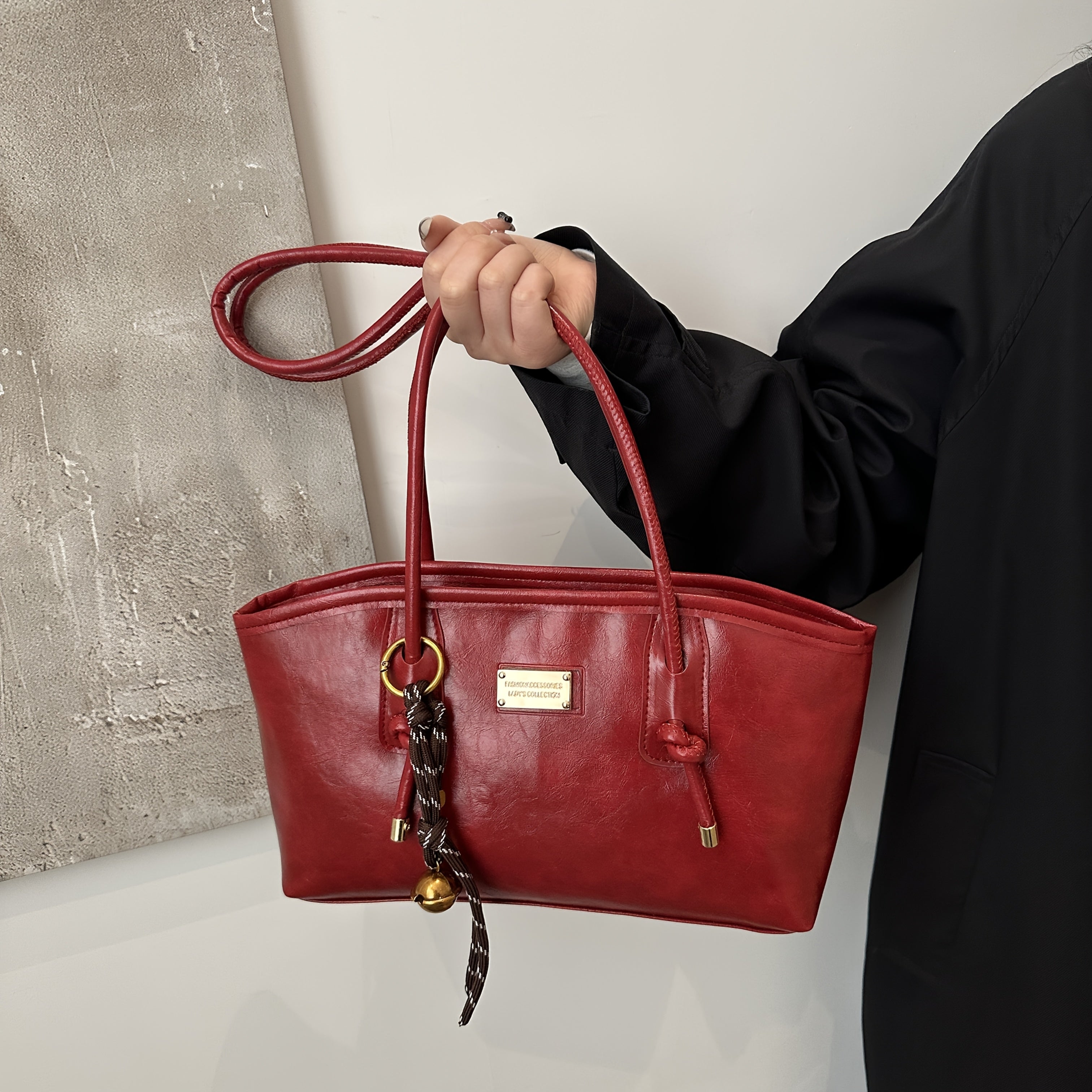 Women's PU Shoulder Bag Vintage Casual Zipper Closure for Travel Shopping and Parties