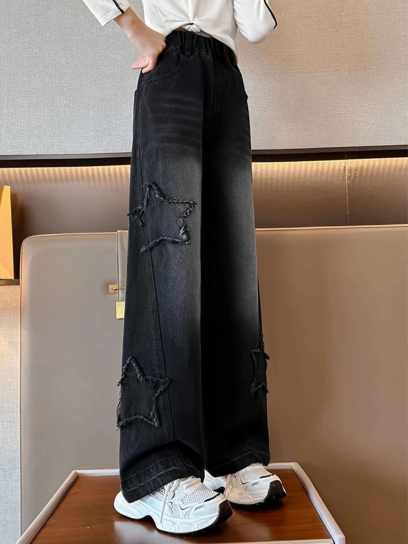 Teen Denim Jeans with Star Appliques Straight Leg Long Length Casual Street Style