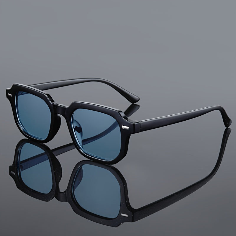 Katta kvadrat moda quyoshdan himoyalovchi ko‘zoynaklar ayollar uchun retro ko‘cha uslubi bilan metall g‘iloflar bilan