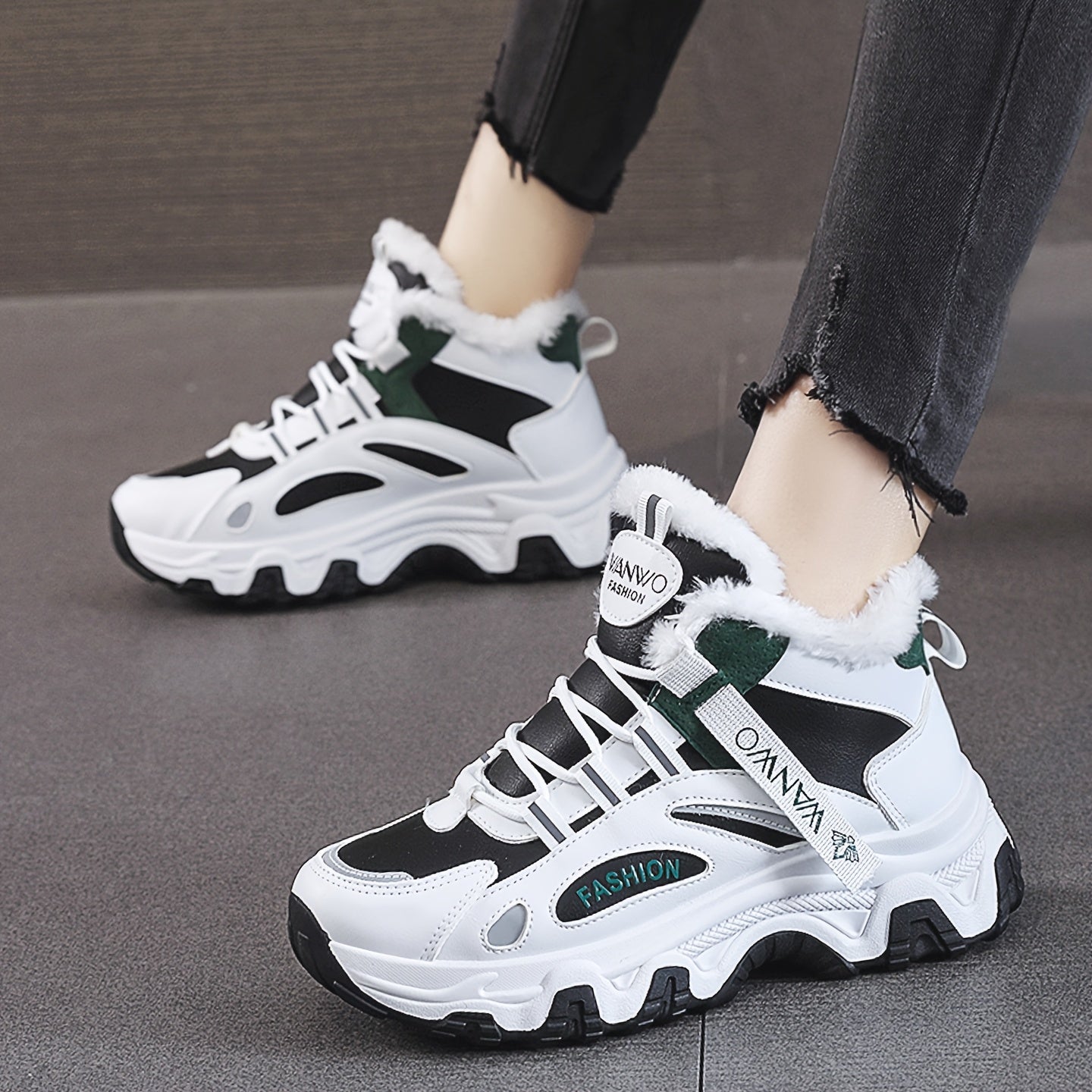 Women Plush Winter Ankle Boots Waterproof Warm Snow Shoes