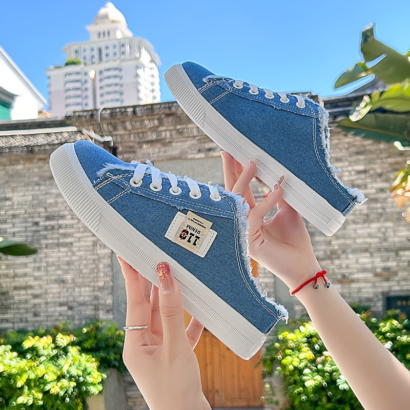 Solid Color Canvas Sneakers for Women with Platform Sole and Round Toe