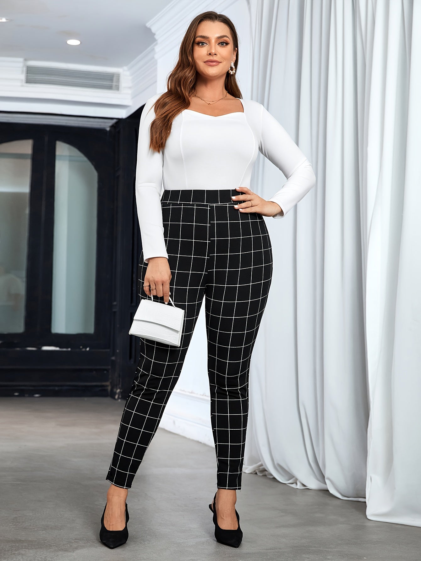 Women Plus Size High Rise Skinny Pants With Grid Print