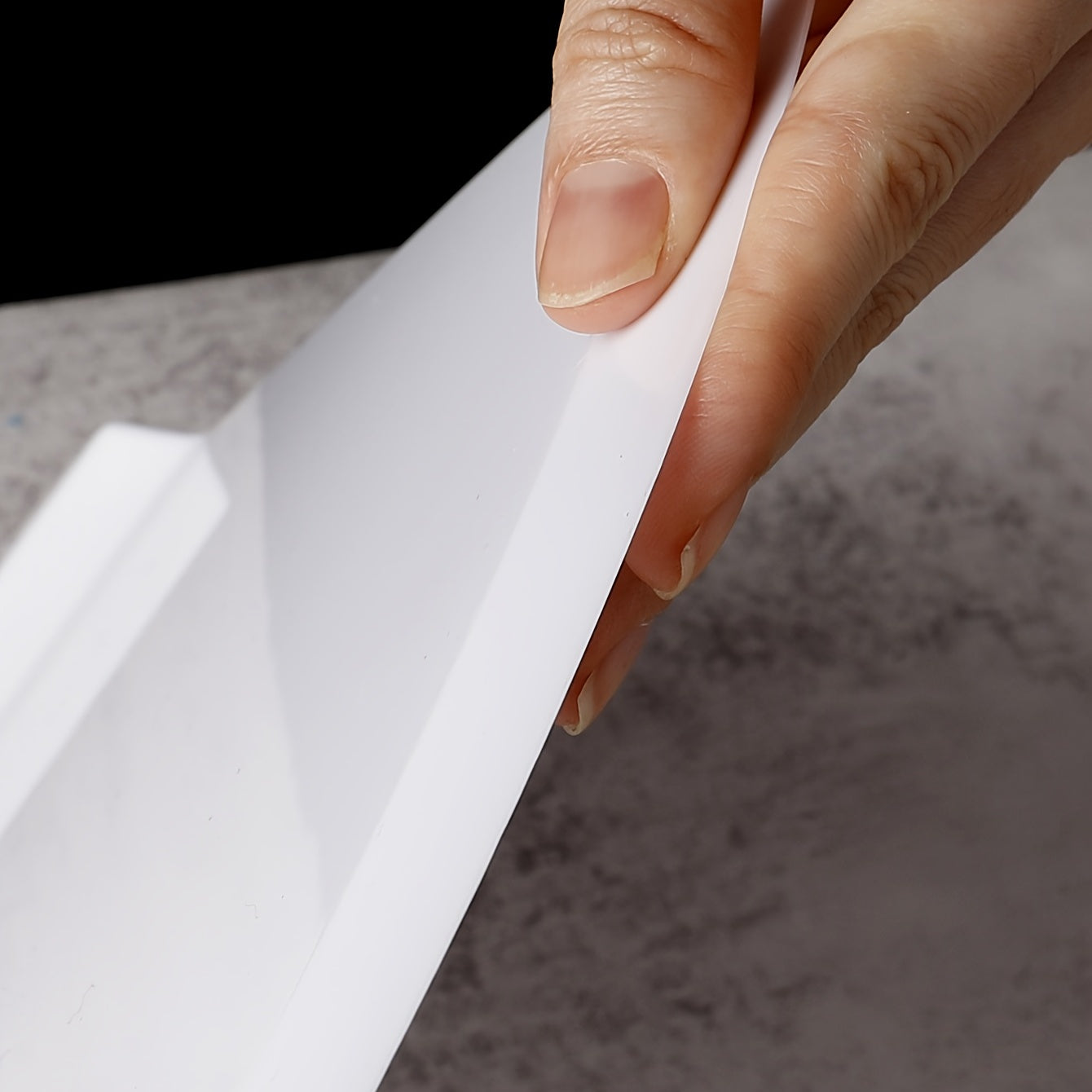 Tort xavfsizligini ko'taruvchi o'tkazish shoveli, plastmassa pechenye spatulası, 32 sm non va pizza xamirini kesuvchi