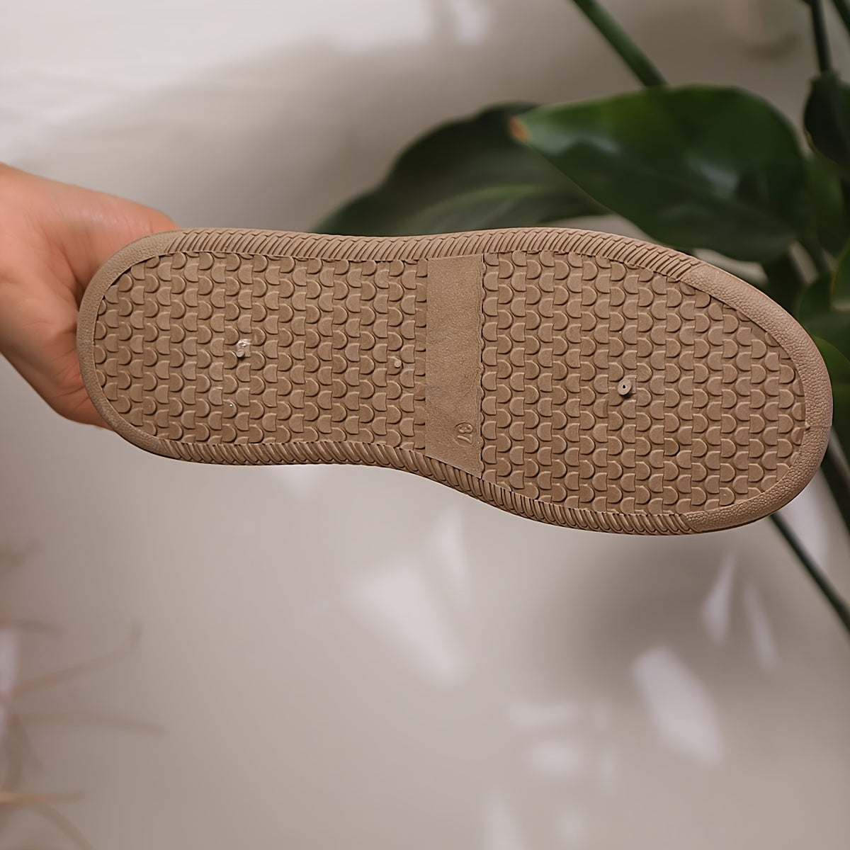 Women's Casual Sneakers Low Top Non-Slip PVC Sole All-Season