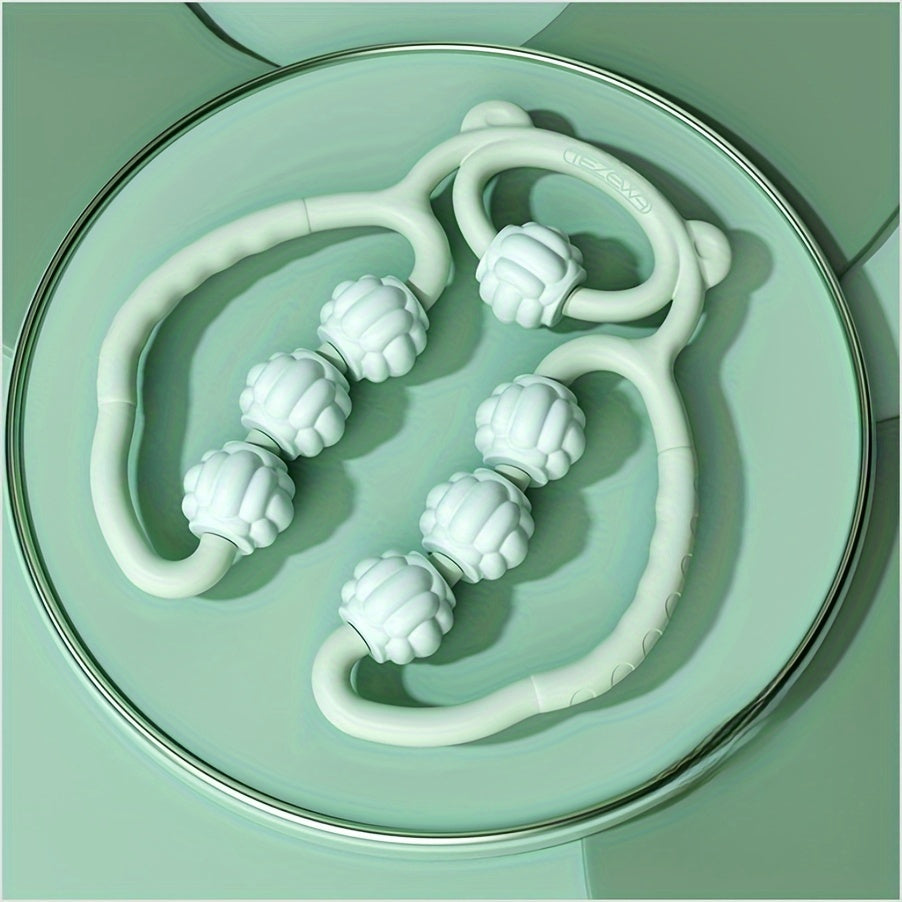 Bo'sh joylarni yumshatish uchun almashtiriladigan yostiqlarga ega bo'lgan bo'yin, yelka, orqa va oyoqlar uchun portativ massaj qiluvchi.