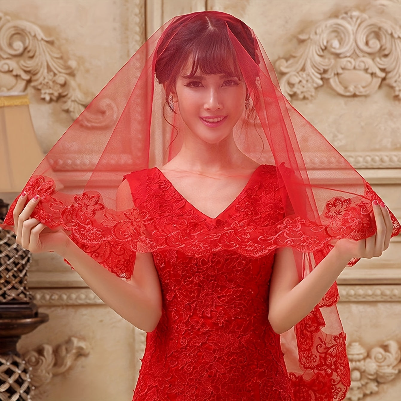 Qizlar uchun Qizil Lale toʻqimi 1.5m Bir qatlamli gullar chetli tarmoq