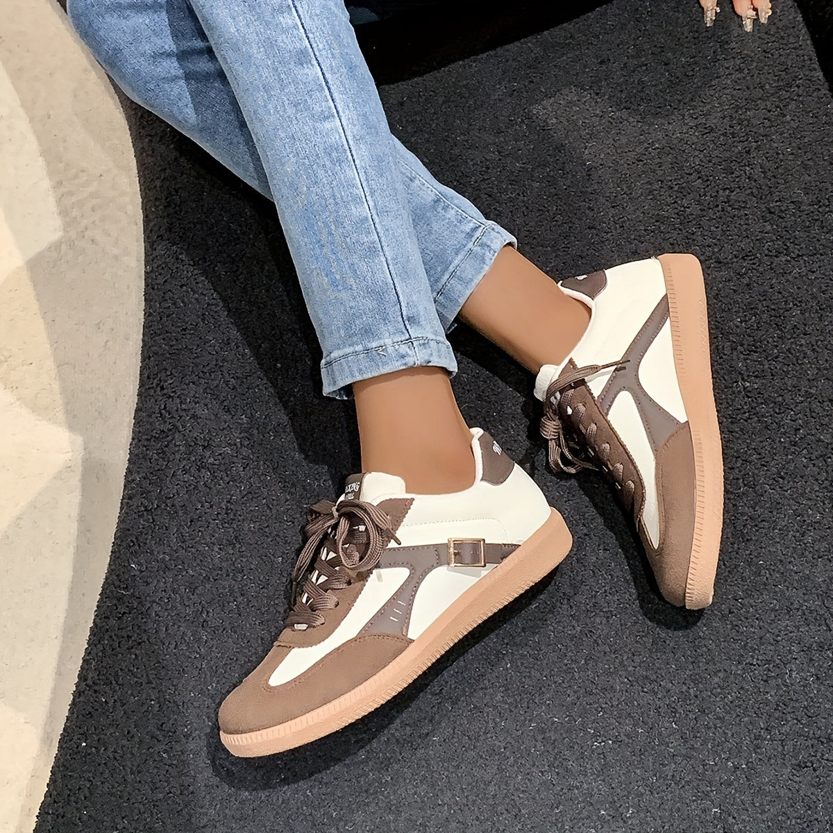 Women's Two-Tone Casual Mesh Sneakers with Strap Accents Low-Top Lace-Up Shoes