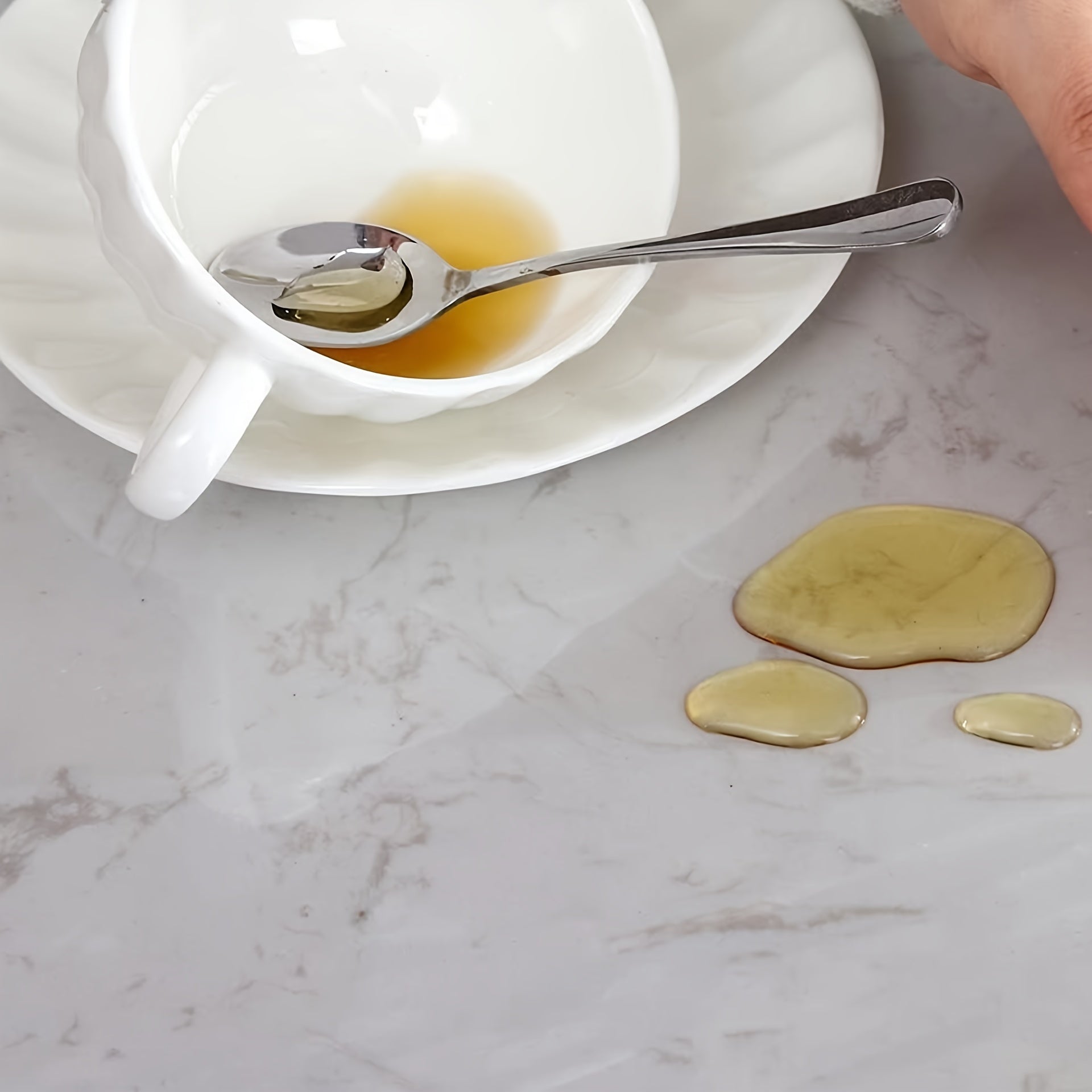 Round Plastic Tablecloth Protector Waterproof Oilproof EVA Sleeve for Tables