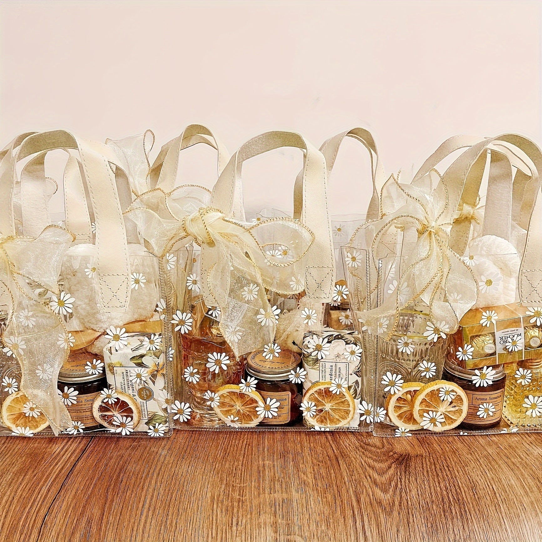 Daisy Print Clear Gift Bag for Bridesmaids and Girls' Parties, Makeup Organizer