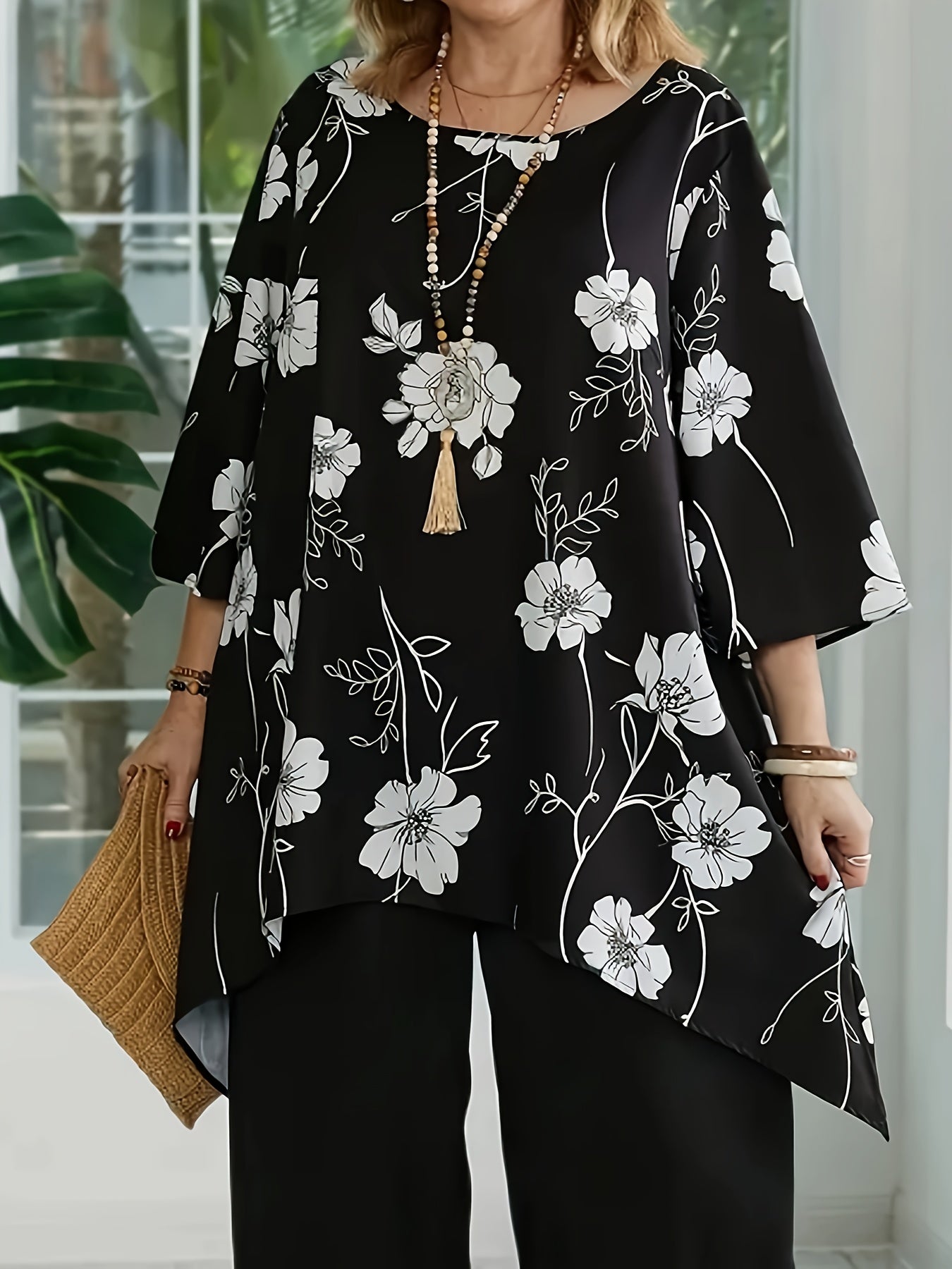 Plus Size Women's Floral Print Asymmetrical Hem Blouse Breathable Casual Top