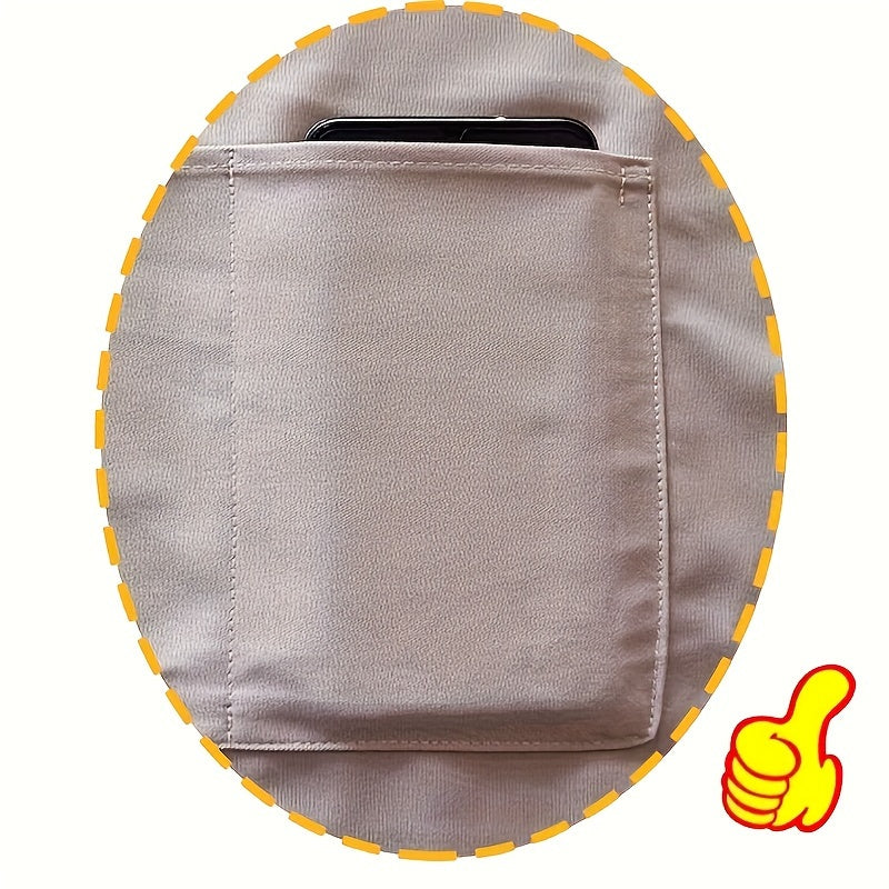 Polyester aralashmasidan tayyorlangan, cho'ntaklari bilan zamonaviy apron - mustahkam va suv va yog'ga chidamli, uyda pishirish uchun ideal. To'qilgan dizayni bilan uslubiy va funksional uy kiyimi, oshxona zaruriyatlari uchun mukammal.