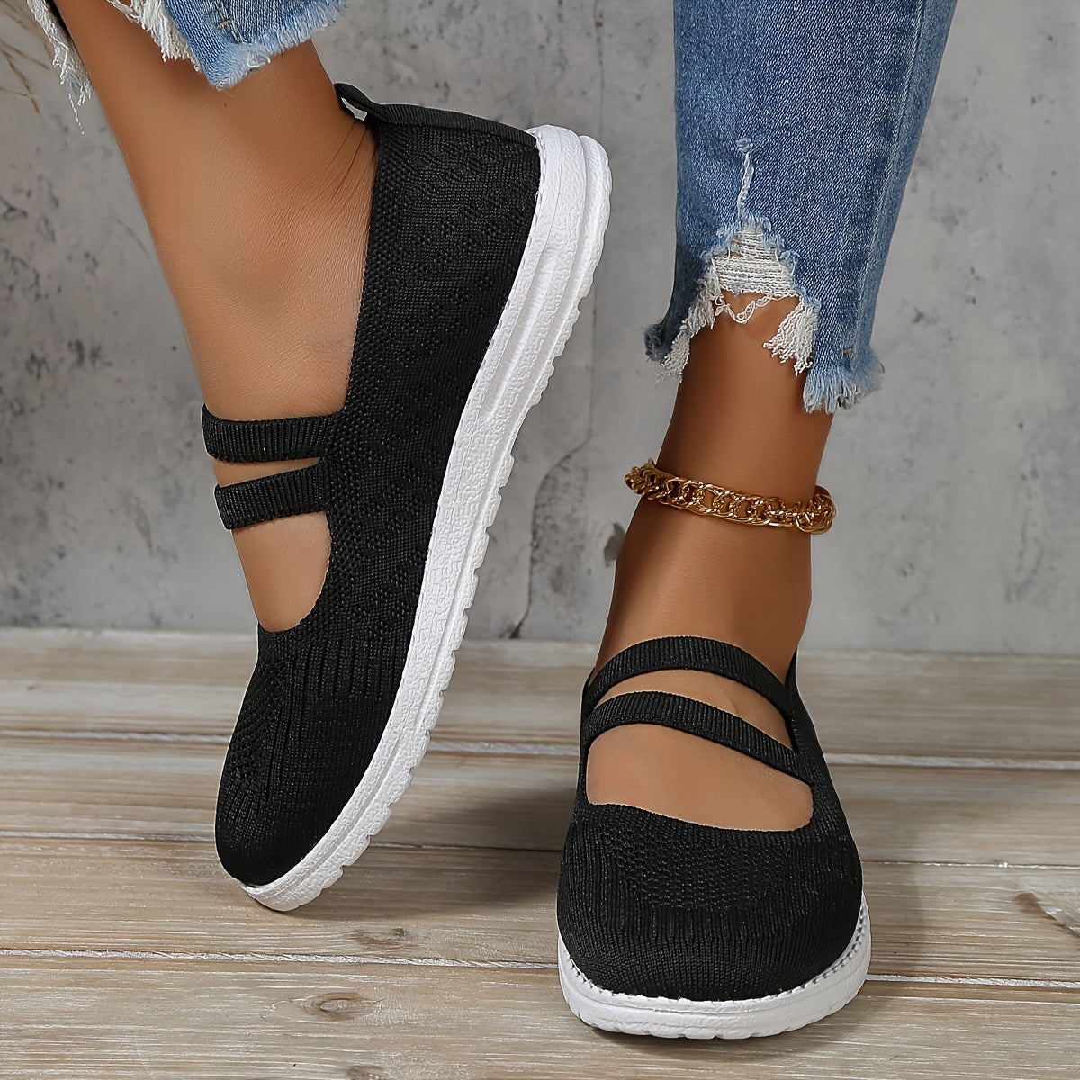 Women's Light Gray Slip-On Sneakers Breathable Knit Low-Top Elastic Ankle