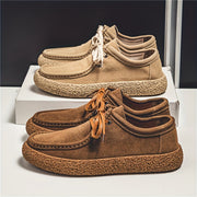 Har mavsum uchun mustahkam, sirpanmaydigan oddiy rangdagi krossovkalar, ip bilan bog'lash dizayni bilan.