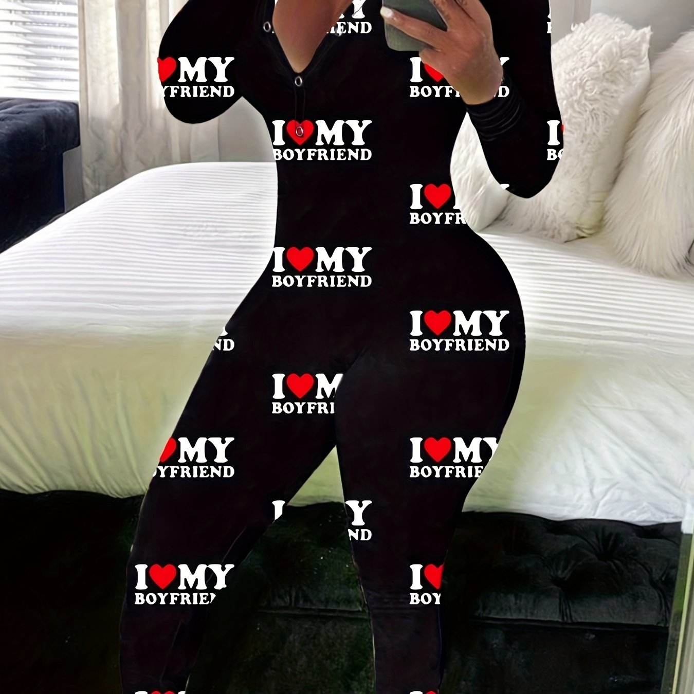 Mono de descanso con escote en V para mujer con botones y estampado de letras en poliéster y spandex